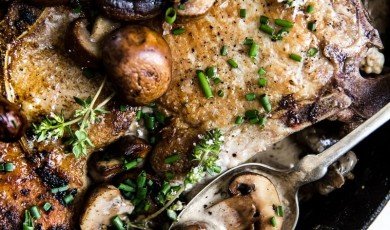 Pork Chops with Mushroom Cream Sauce